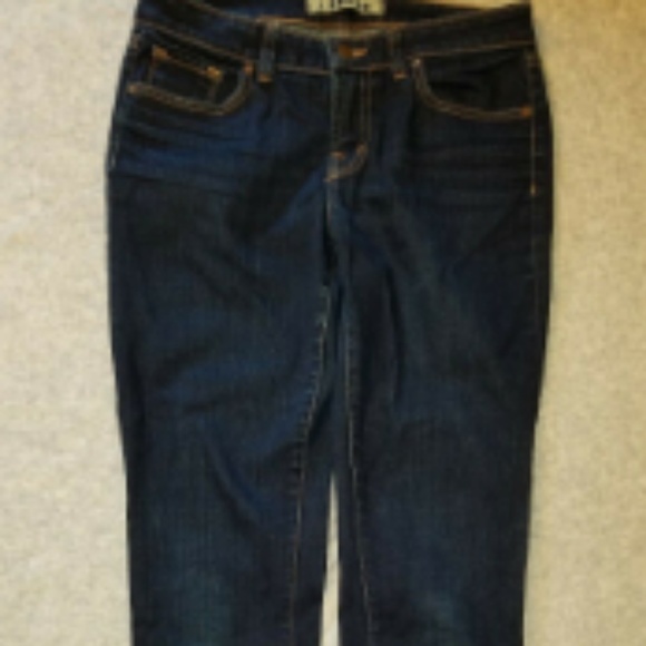 J BRAND NWOT DARK WASH  SCARLET CIGARETTE JEAN 30 - Picture 2 of 8